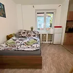 Peaceful - Centre In 10 Min 아파트 프라하